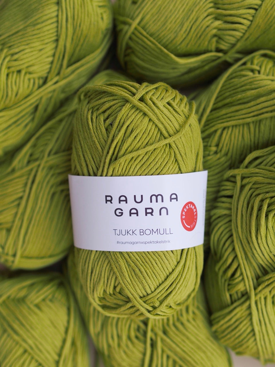 Mega Mood Slipover Knit Kit