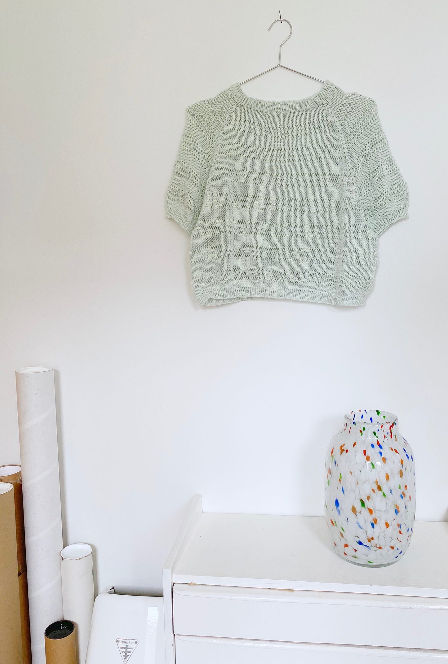 Lykke Tee Strikkeopskrift