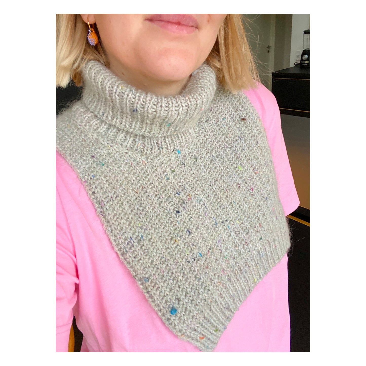 Wonderland Neck Warmer Strikkeopskrift