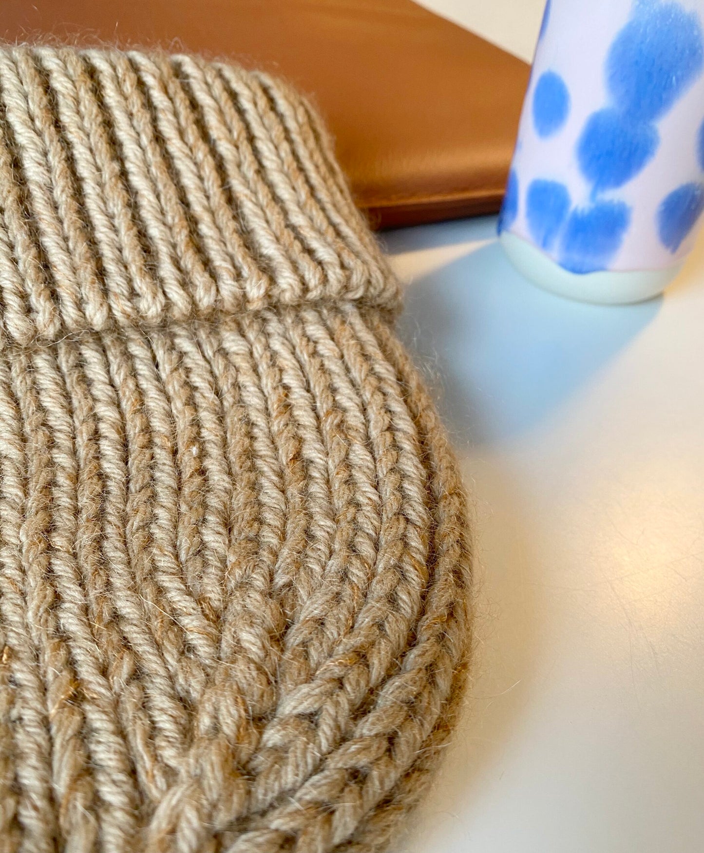Hitchhiker Beanie Strikkeopskrift
