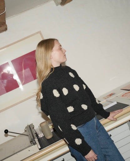 Fri Sweater Woman