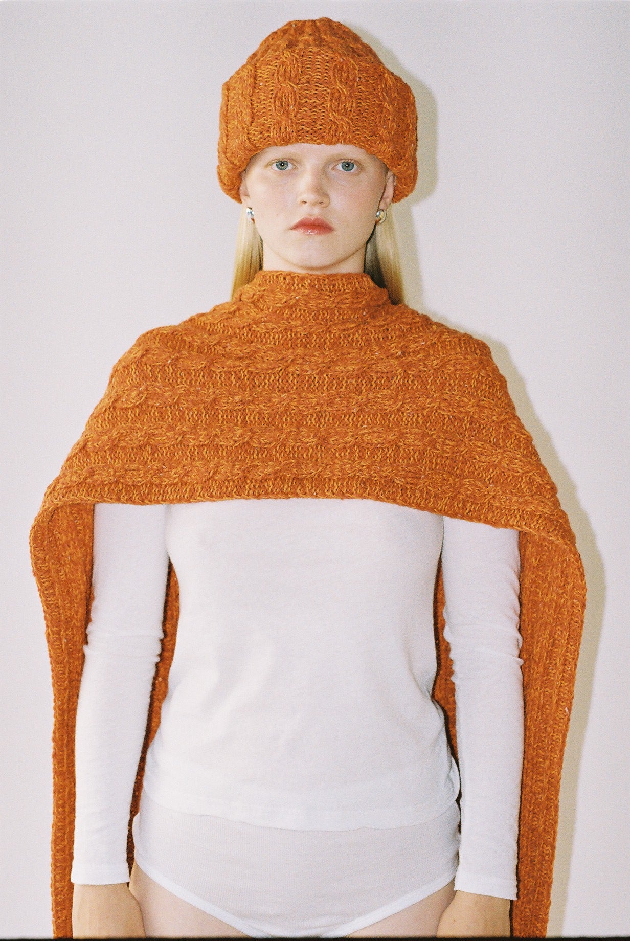 TONDO Scarf