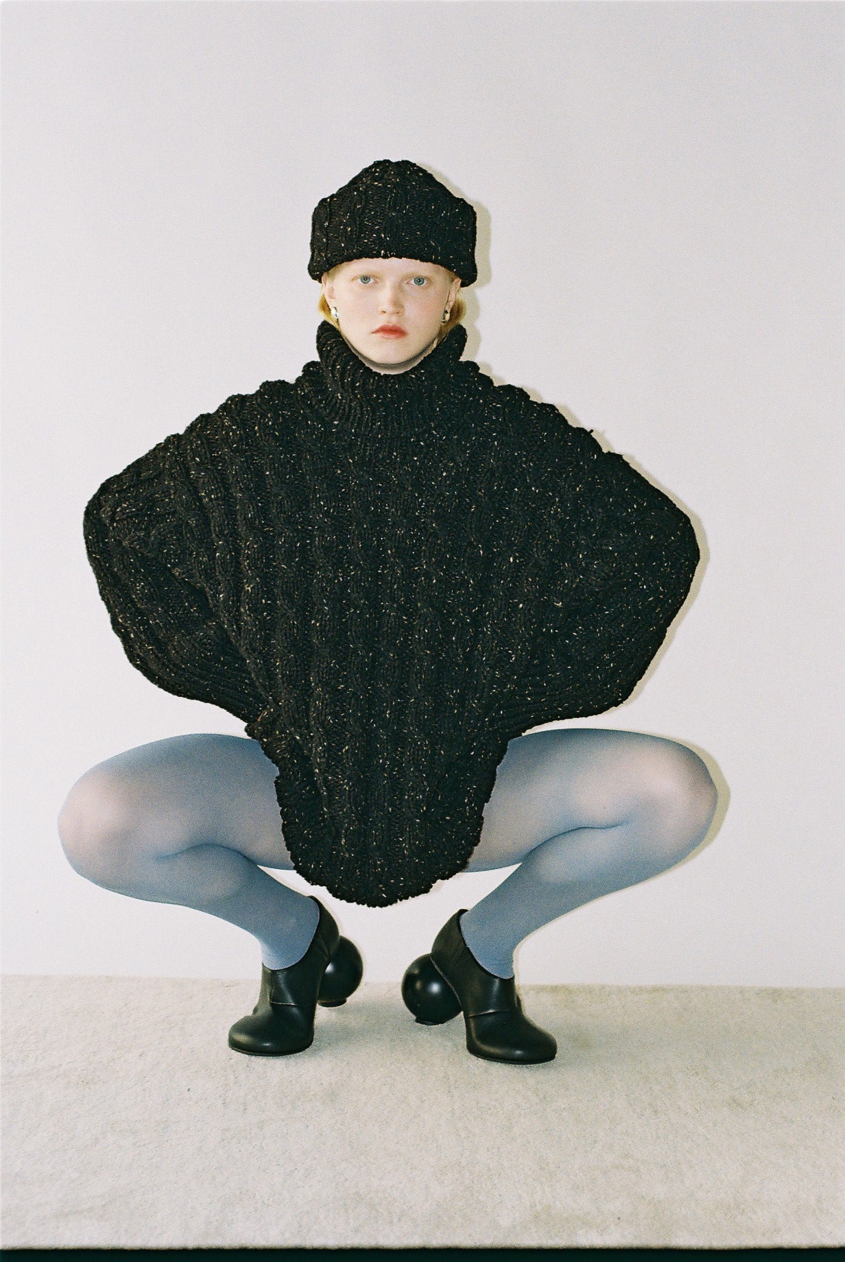 TONDO Mega Sweater