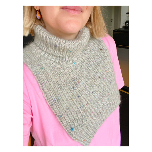 Wonderland Neck Warmer Strikkeopskrift