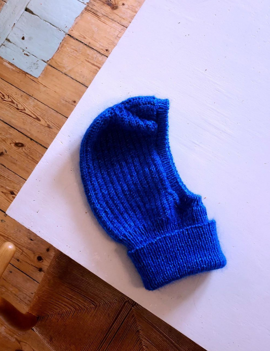 Wonderland Balaclava Kid Strikkeopskrift